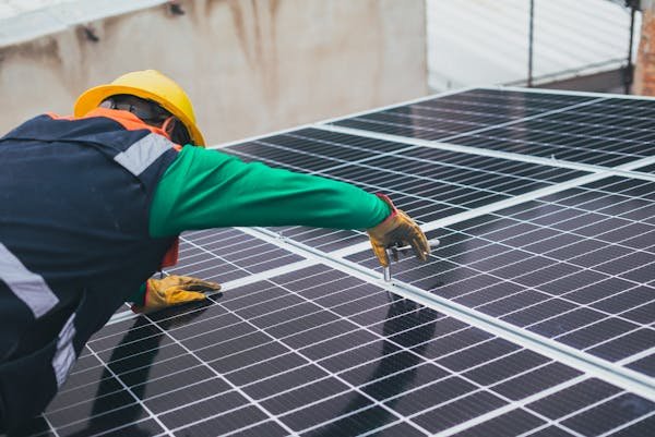 Panneaux photovoltaïques à Nîmes : votre énergie au meilleur prix !